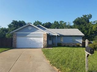 5 Middlebury Ct, Saint Peters, MO 63376