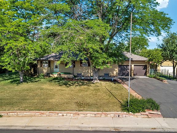 2nd image of 12941 Hillcrest Dr
