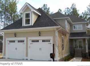 67 Falconridge Dr, Spring Lake, NC 28390