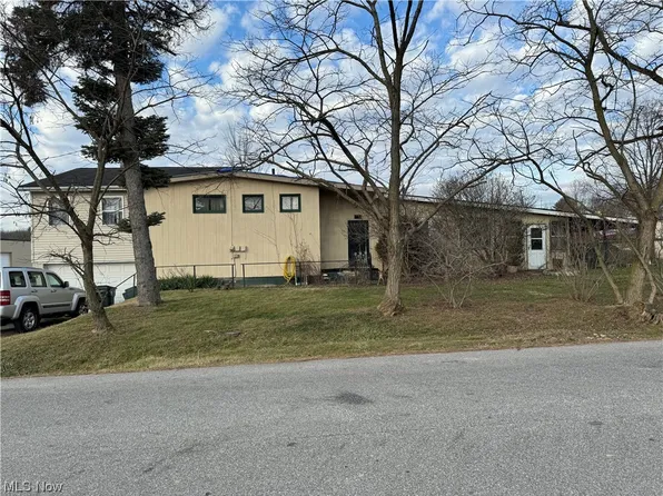 184 Osceola Ave, Tallmadge, OH 44278