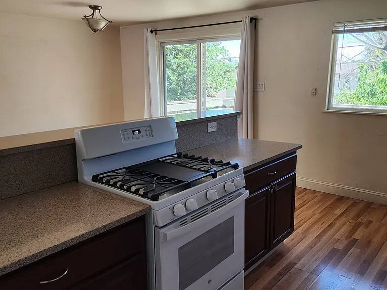 1780 Carlin St — Photo 8