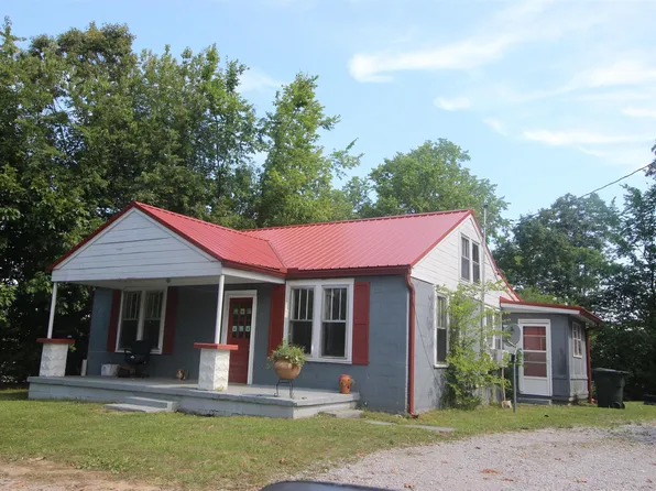1105 Walnut St, Dickson, TN 37055