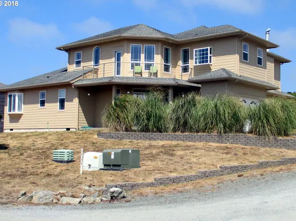 54179 Gould Rd, Bandon, OR 97411