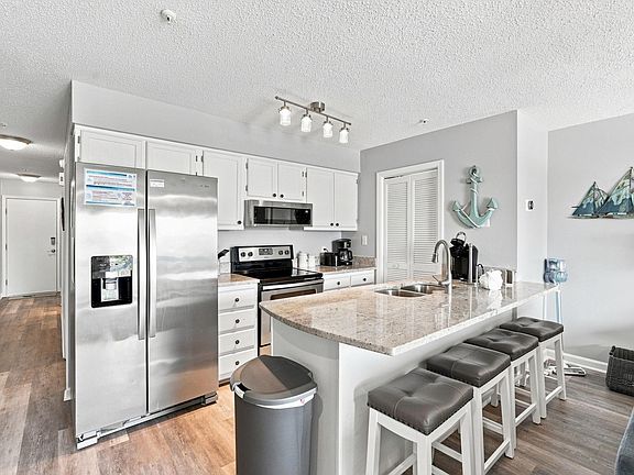 4th image of 1210 N Ocean Blvd. #204