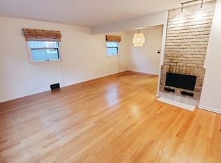 2118 N 65th St, Wauwatosa, WI 53213