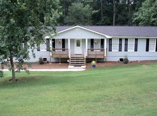 143 Beaver Pond Dr, Woodstock, GA 30188
