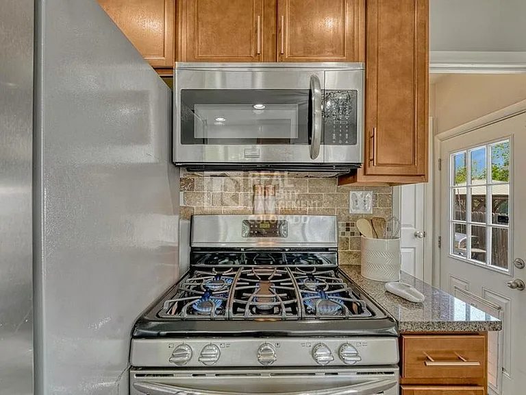 4252 S Logan St — Photo 13