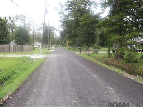3rd image of J D Gautreau Rd