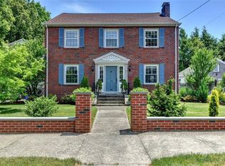578 East Ave, Pawtucket, RI 02860