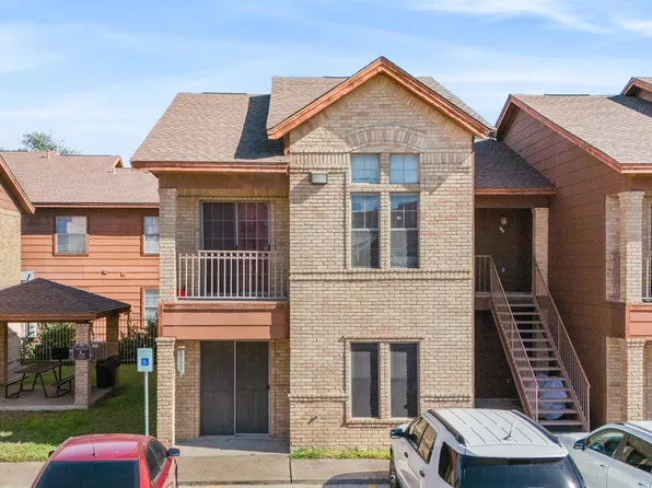 1752 Tiara Trl APT 807, Laredo, TX 78045