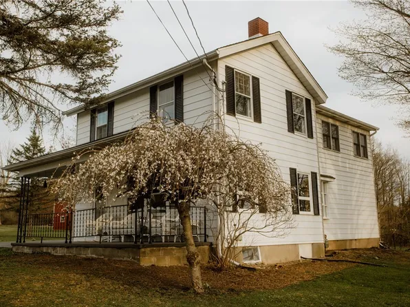 622 Union St, Corry, PA 16407