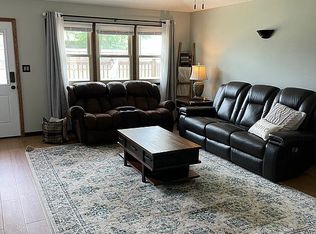 2466 S Aspen Ave, Springfield, MO 65807