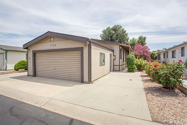 1st image of 1258 Bishop Dr