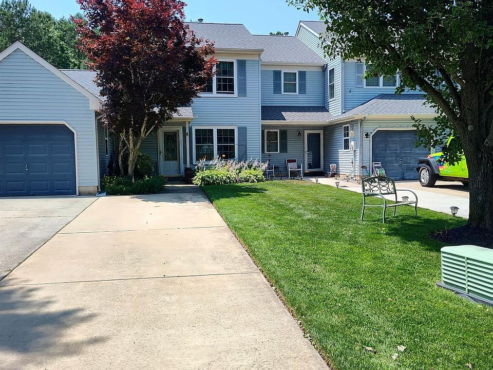 2nd image of 51 Allison Pl