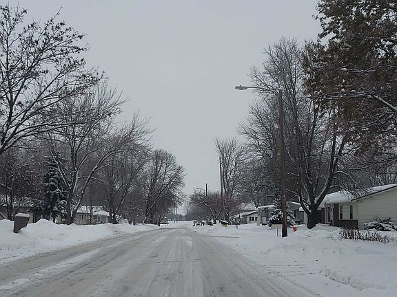 5th image of 622 N Anton Ave