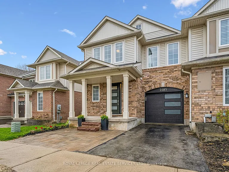 2485 Wooden Hill Cir — Photo 2