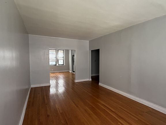5th image of 5523 S Everett Ave #23-1E
