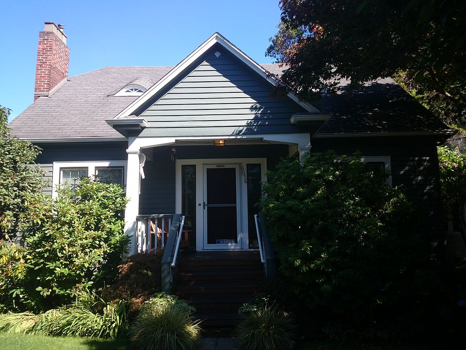 2nd image of 6016 36th Ave NE