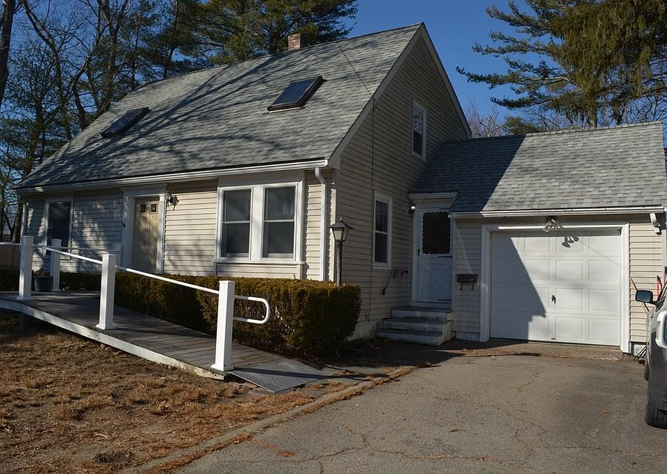 1st image of 1033 Liberty St
