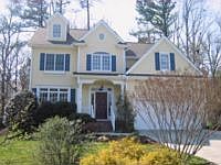 2nd image of 303 Rossburn Way