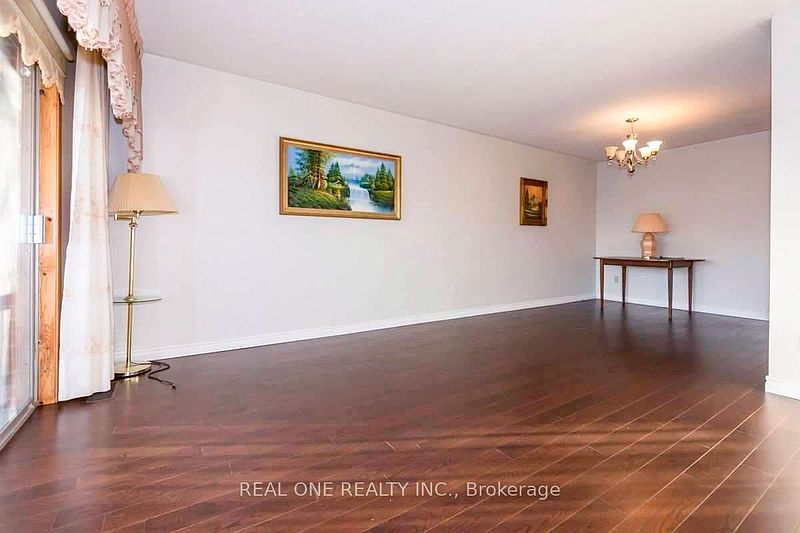 Toronto House for rent - 3 Bedrooms — photo 5