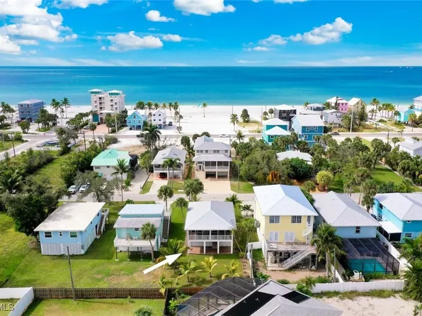 5379 Palmetto St, Fort Myers Beach, FL 33931