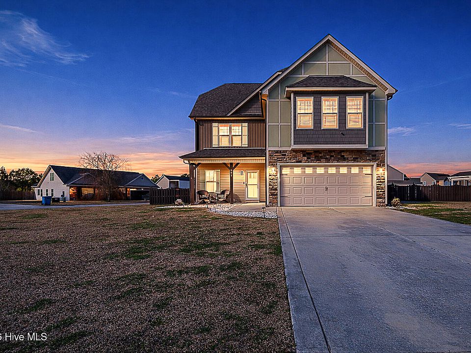 1st image of 501 Louvre Lane