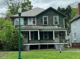 424 3rd St, Marietta, OH 45750
