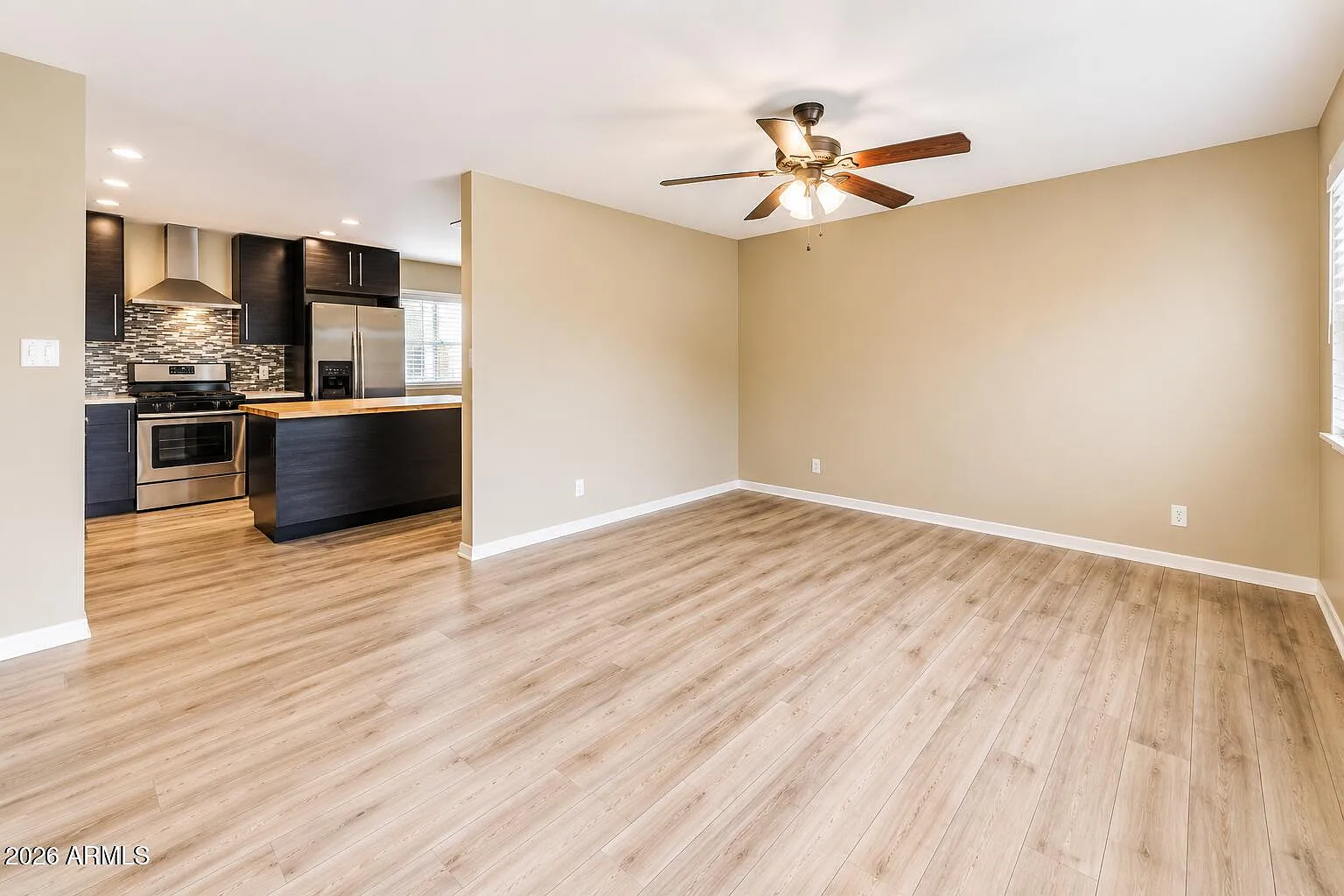 4 bed, 2.0 bath, 1456 sqft, $3,100 — Photo 3