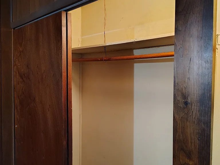 2076 Ulster Ave #5 — Photo 17