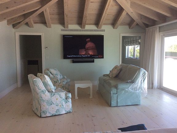 3rd image of 674 Island Dr
