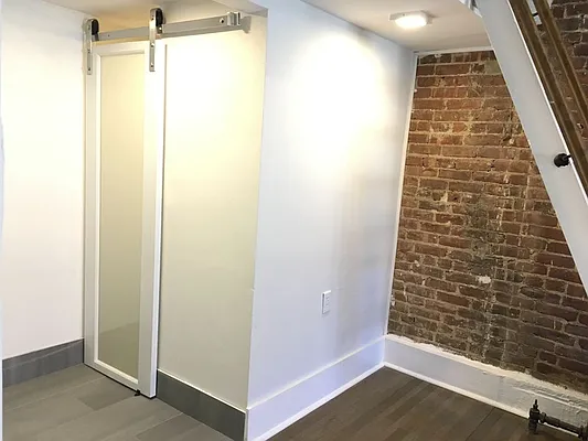 Rented by Sky Management | media 47