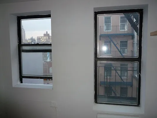 Rented by Chartwell Manhattan Realty | media 4