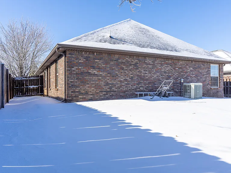 958 Culverson Ct — Photo 16