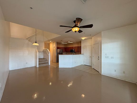 3rd image of 1702 E Bell Rd Unit 105