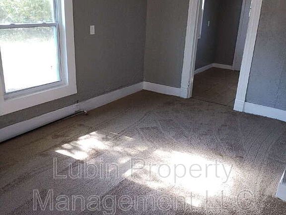 3rd image of 1207 Cannon St
