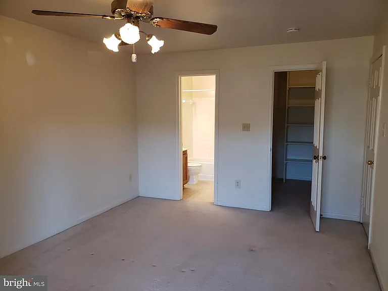 6913 Sandra Marie Cir #A — Photo 9