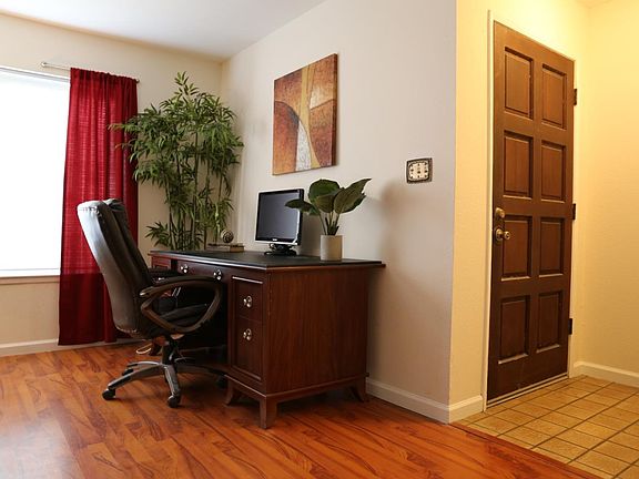 4th image of 3455 Sugarcreek Ct