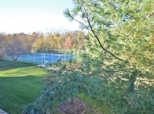 38 Park St APT 13B, Florham Park, NJ 07932