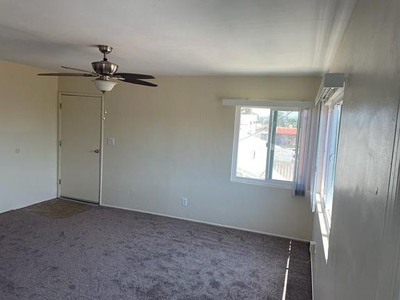 5th image of 4384 35th St
