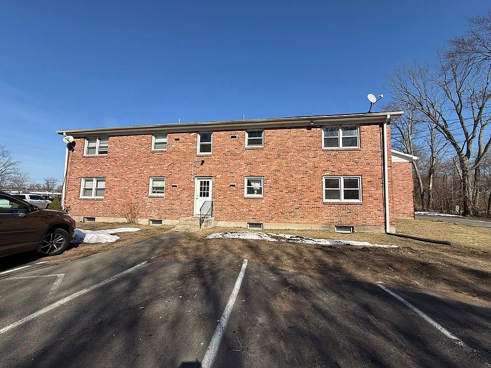 1st image of 267 Main St #267A