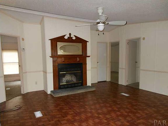 2nd image of 1311 Warhop Ln
