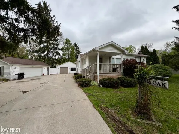 518 Oak St, Mt Morris, MI 48458