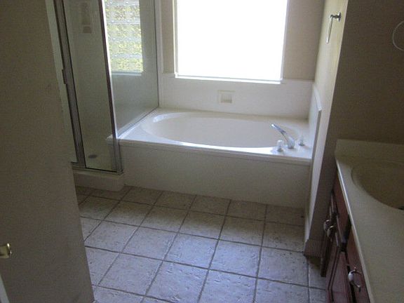 5th image of 57 S Highlands Dr