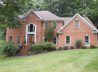 1808 Bramblewood Dr, Kingsport, TN 37660