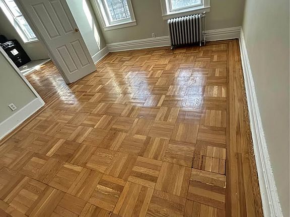 3rd image of 196 Roseville Ave #39A