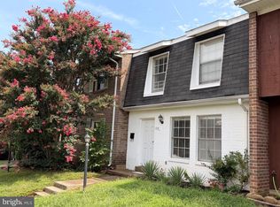 115 E Concord Ct, Sterling, VA 20164
