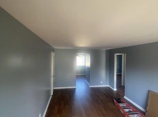 5938 N 68th St #3, Milwaukee, WI 53218