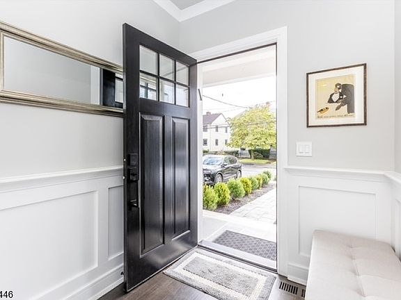5th image of 45 Ocean St #B