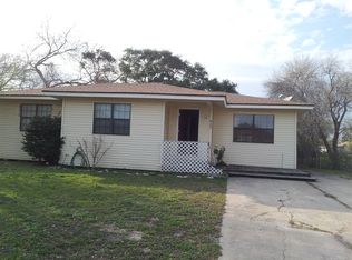423 Field Ave, Taft, TX 78390